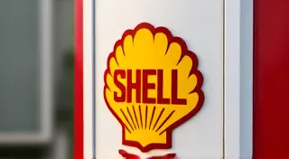 Specific Brand Restoration: Shell Gas Signs – Challenges & Techniques